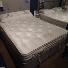 Clearance Hypnos Legacy III 5'0 mattress Clearance Hypnos Legacy III 5'0 mattress
