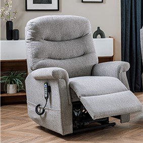 Celebrity Furniture Celebrity Hollingwell  Recliner Chair