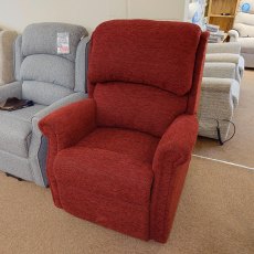 Clearance Celebrity Regent Grande Manual Reclining Chair