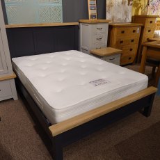 Clearance Milford Painted 4'6 Bed (Raven)