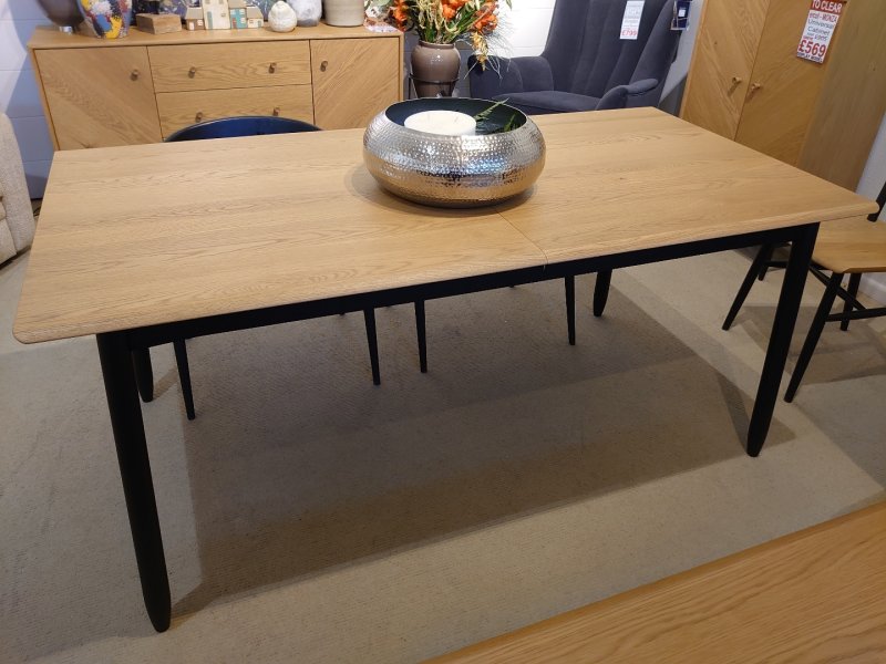 #ercol Monza Medium 175-220cm Extending Dining Table